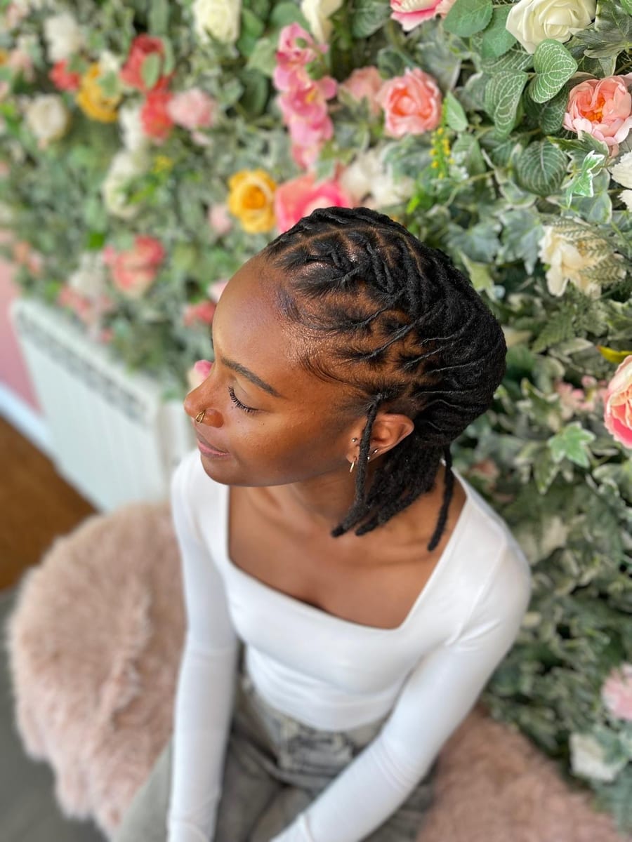 KLounge hairstyle